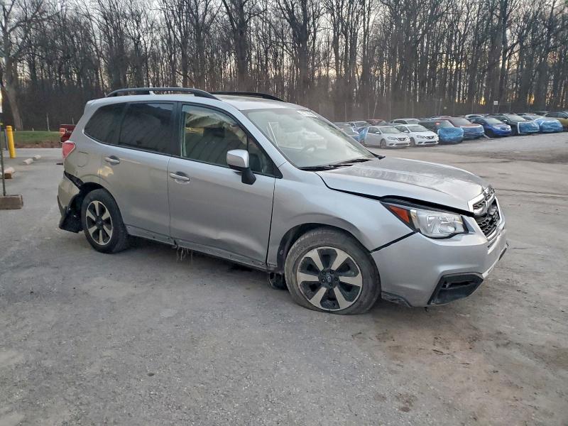 Photo 4 from auction – 2018 SUBARU FORESTER 2 with VIN JF2SJAGC6JH598546