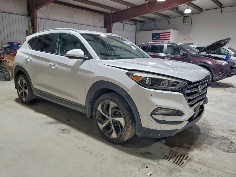 Photo 4 from auction – 2016 HYUNDAI TUCSON LIM with VIN KM8J33A20GU116763