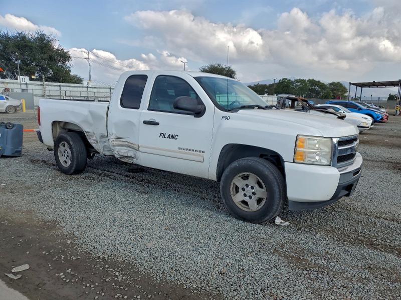 Photo 4 from auction – 2009 CHEVROLET SILVERADO with VIN 1GCEC19C39Z295183