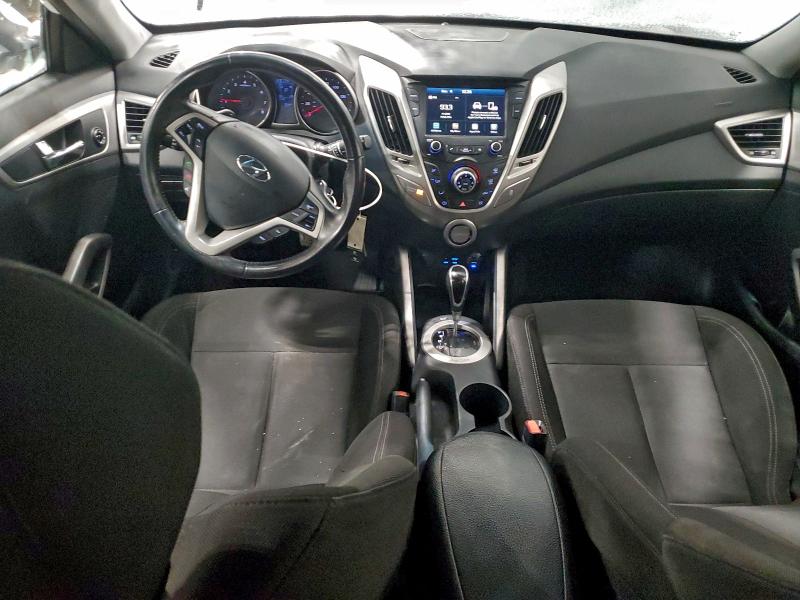 Photo 8 from auction – 2017 HYUNDAI VELOSTER with VIN KMHTC6AD4HU307115