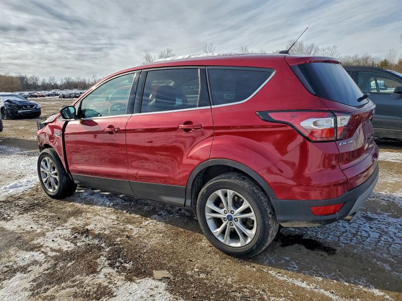 Photo 2 from auction – 2017 FORD ESCAPE SE with VIN 1FMCU0GD0HUC08695