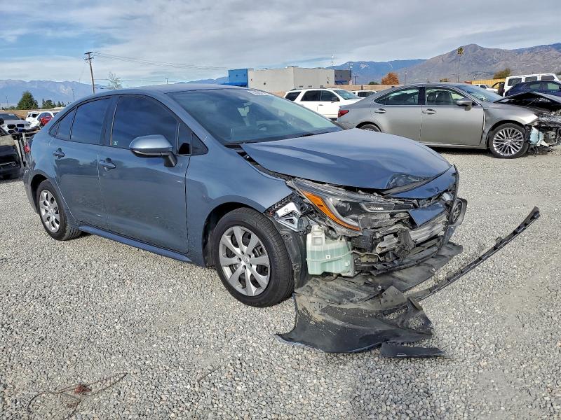 Photo 4 from auction – 2021 TOYOTA COROLLA LE with VIN 5YFEPMAE5MP213556