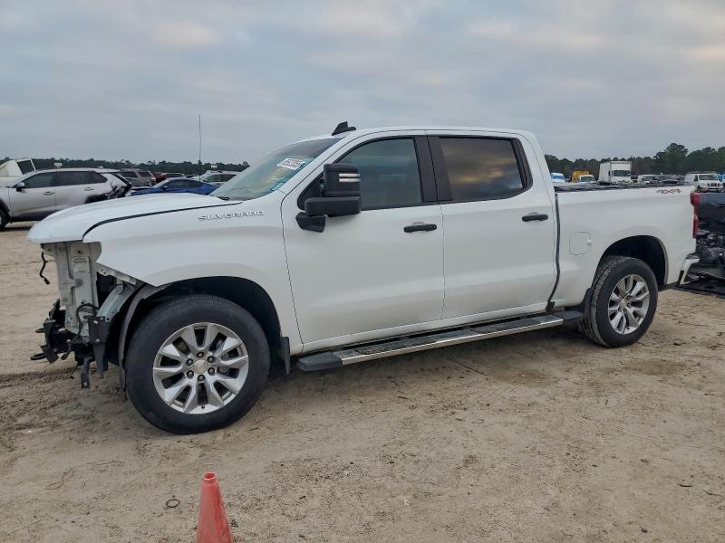 CHEVROLET SILVERADO 2021 with VIN 3GCUYBEF5MG354164 - Photo from auction