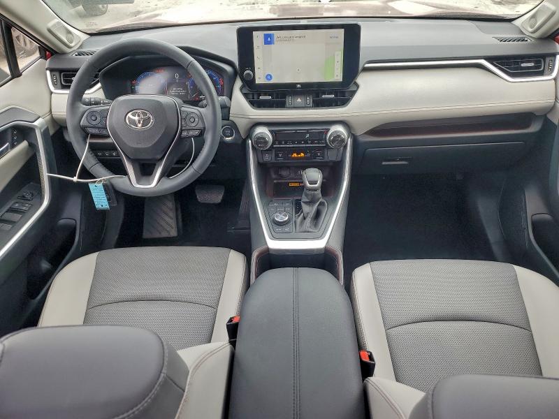 Photo 8 from auction – 2025 TOYOTA RAV4 LIMIT with VIN JTMN1RFV7SD112347