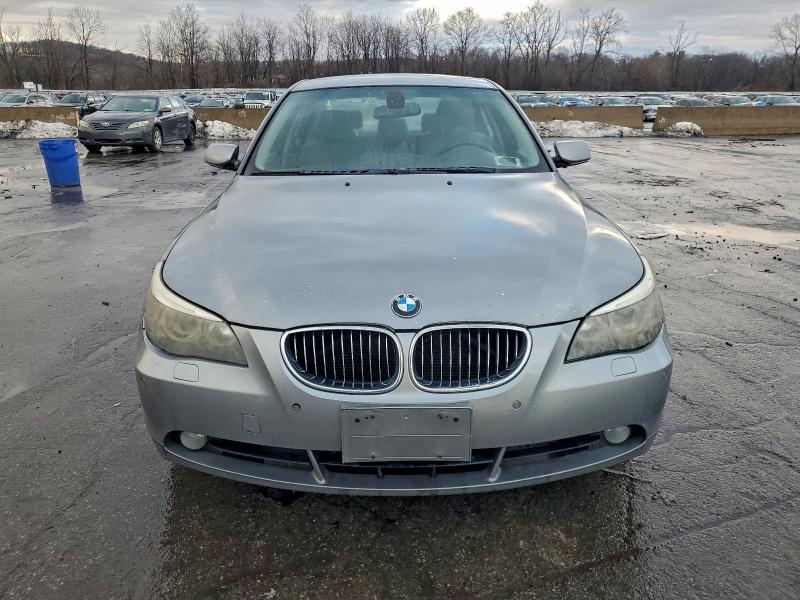Photo 5 from auction – 2007 BMW 525 with VIN WBANF33577CW71443