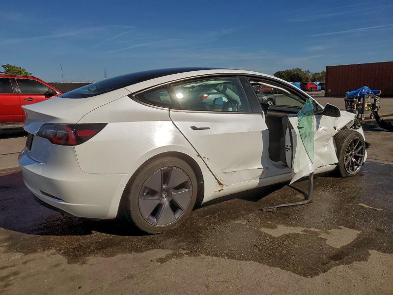 Photo 3 from auction – 2022 TESLA MODEL 3 with VIN 5YJ3E1EA1NF250507