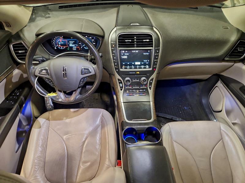 Photo 8 from auction – 2017 LINCOLN MKX RESERV with VIN 2LMPJ6LR9HBL53498