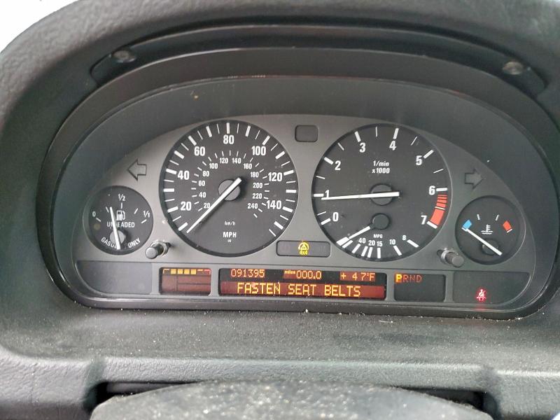 Photo 9 from auction – 2005 BMW X5 4.4I with VIN 5UXFB53515LV18843