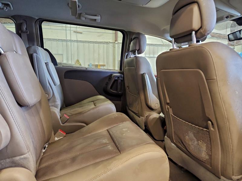 Photo 11 from auction – 2014 CHRYSLER TOWN & COU with VIN 2C4RC1CG2ER333245