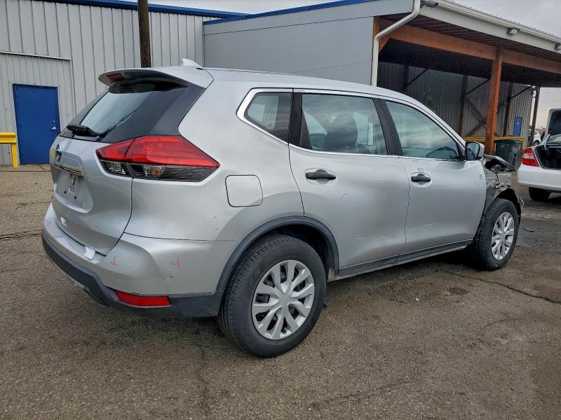 Photo 3 from auction – 2017 NISSAN ROGUE S with VIN KNMAT2MT1HP568207