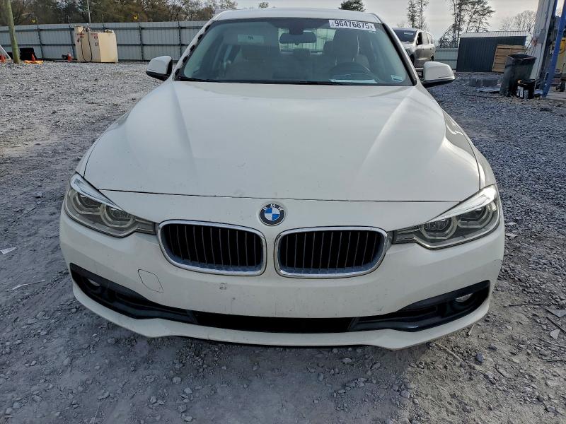 Photo 5 from auction – 2018 BMW 320 I with VIN WBA8A9C51JAD27711