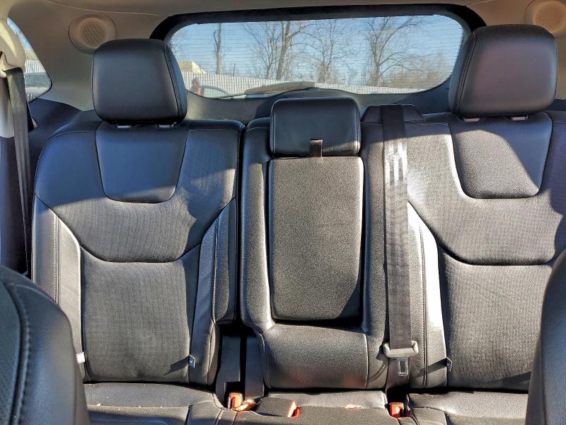 Photo 10 from auction – 2016 FORD EDGE with VIN 2FMPK3K92GBB94251