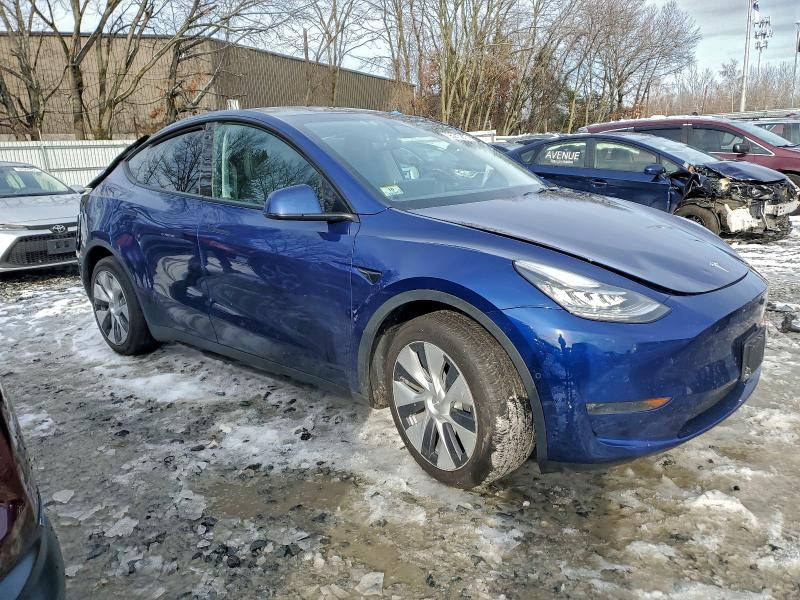 Photo 4 from auction – 2022 TESLA MODEL Y with VIN 7SAYGDEE0NA014743