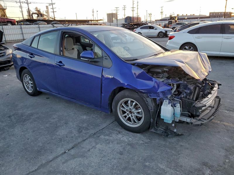 Photo 4 from auction – 2017 TOYOTA PRIUS with VIN JTDKBRFUXH3540001