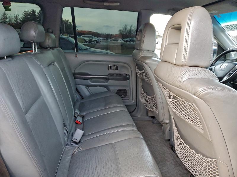 Photo 11 from auction – 2004 HONDA PILOT EXL with VIN 2HKYF18564H591256