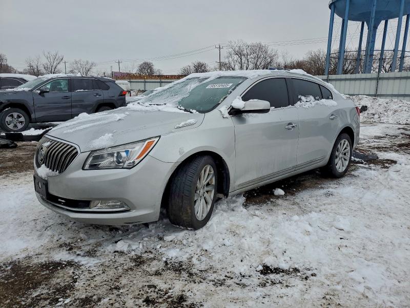 BUICK LACROSSE 2016 with VIN 1G4GA5G35GF107217 - Photo from auction