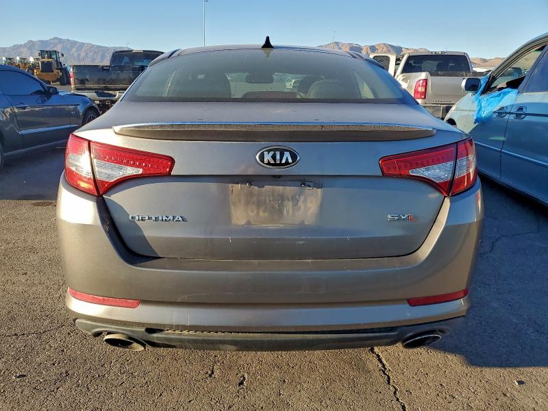 Photo 6 from auction – 2013 KIA OPTIMA SX with VIN 5XXGR4A67DG153400