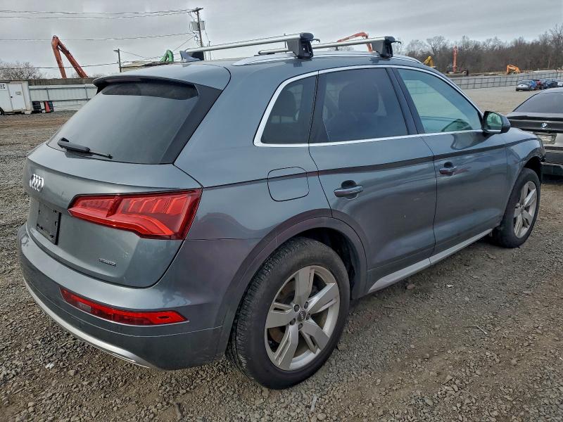 Photo 3 from auction – 2019 AUDI Q5 PREMIUM with VIN WA1BNAFY6K2120934