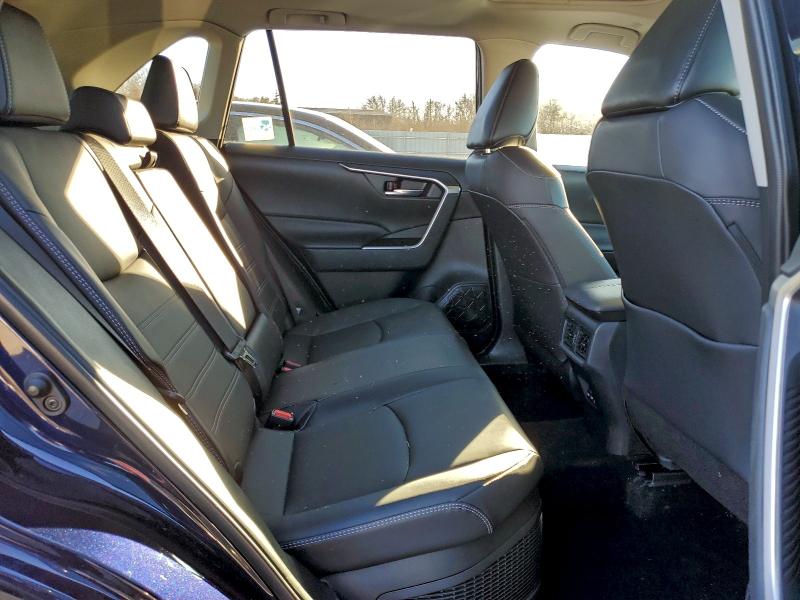 Photo 11 from auction – 2024 TOYOTA RAV4 XLE P with VIN 2T3B6RFV6RW075907