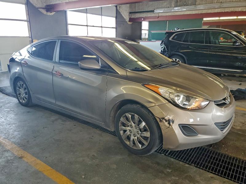 Photo 4 from auction – 2011 HYUNDAI ELANTRA GL with VIN 5NPDH4AE2BH035320