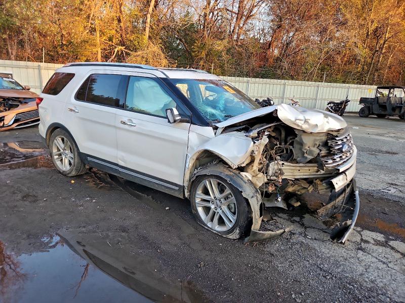 Photo 4 from auction – 2017 FORD EXPLORER L with VIN 1FM5K7F89HGE27214
