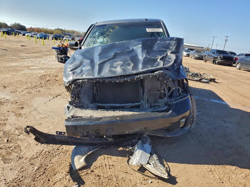 Photo 5 from auction – 2014 RAM 1500 ST with VIN 3C6JR6AT0EG232288