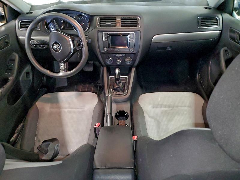 Photo 8 from auction – 2017 VOLKSWAGEN JETTA with VIN 3VW2B7AJ2HM327217