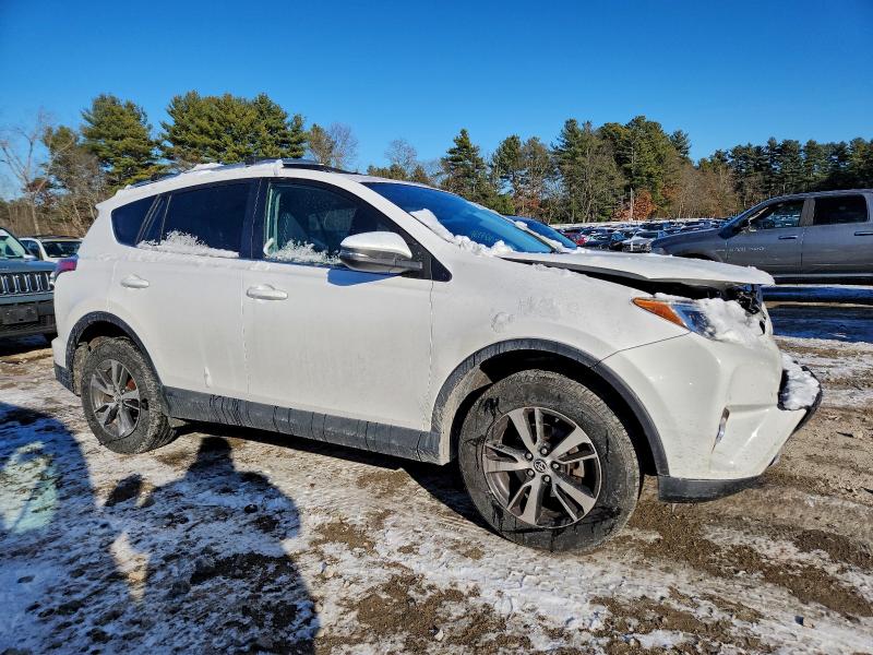 Photo 4 from auction – 2016 TOYOTA RAV4 XLE with VIN 2T3RFREV4GW489569