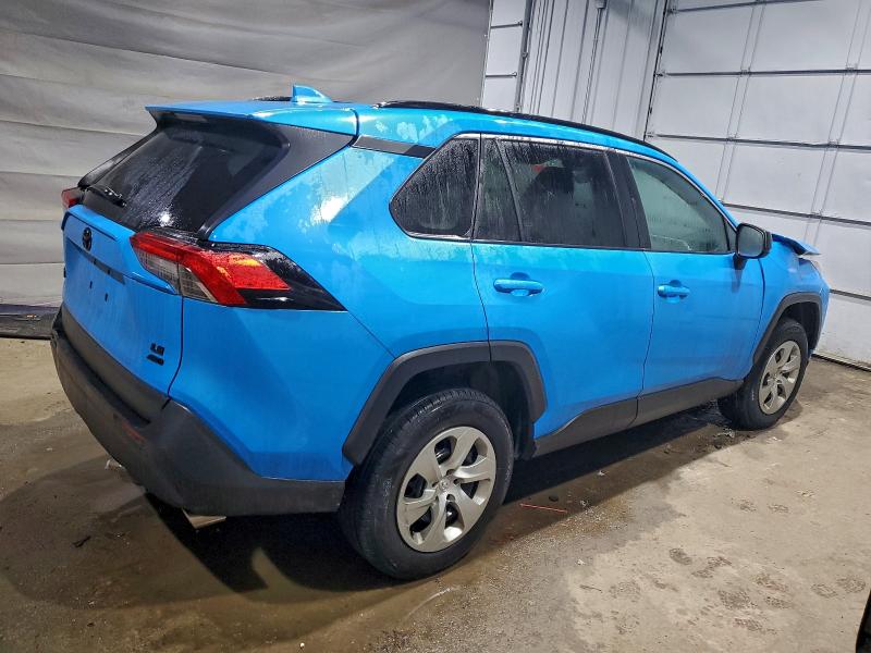 Photo 3 from auction – 2021 TOYOTA RAV4 LE with VIN 2T3F1RFV8MW223936