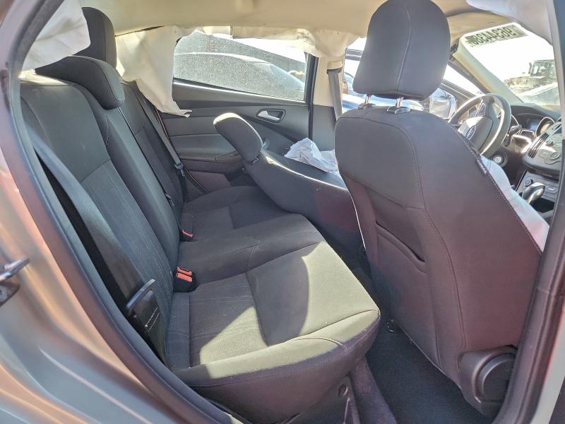 Photo 10 from auction – 2016 FORD FOCUS SE with VIN 1FADP3F22GL258574