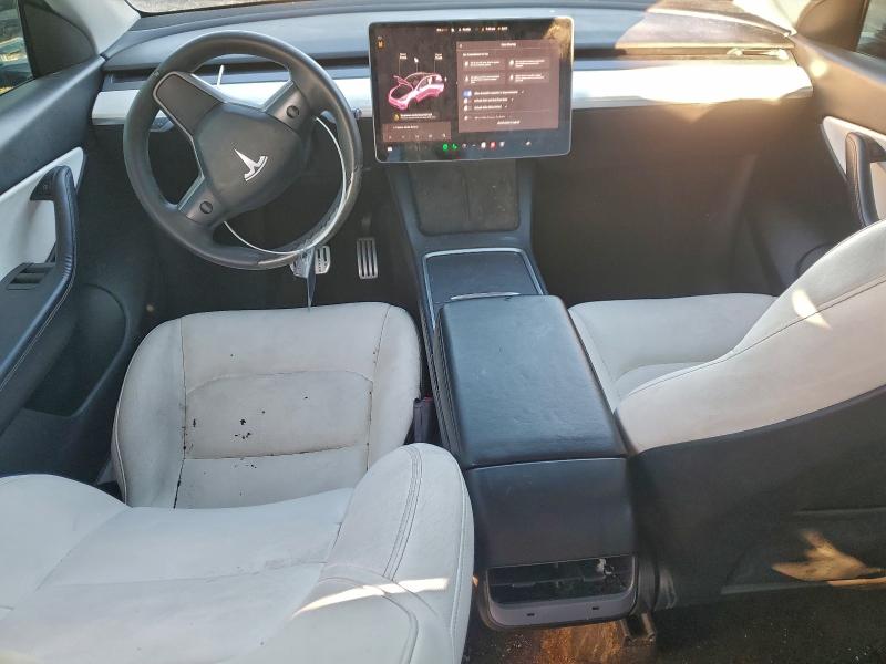 Photo 8 from auction – 2022 TESLA MODEL Y with VIN 7SAYGDEF0NF336505