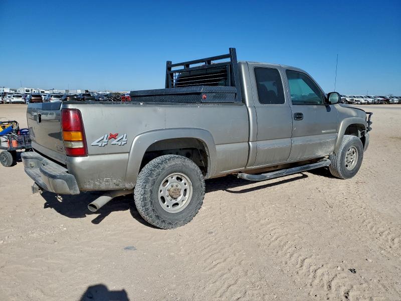 Photo 3 from auction – 2003 GMC SIERRA K25 with VIN 1GTHK29U43E116257
