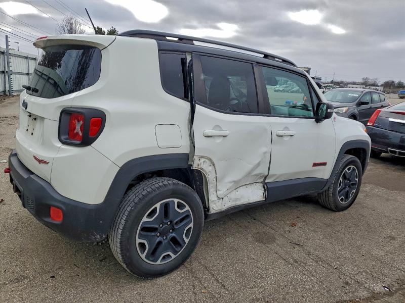 Photo 3 from auction – 2017 JEEP RENEGADE T with VIN ZACCJBCB9HPG52849