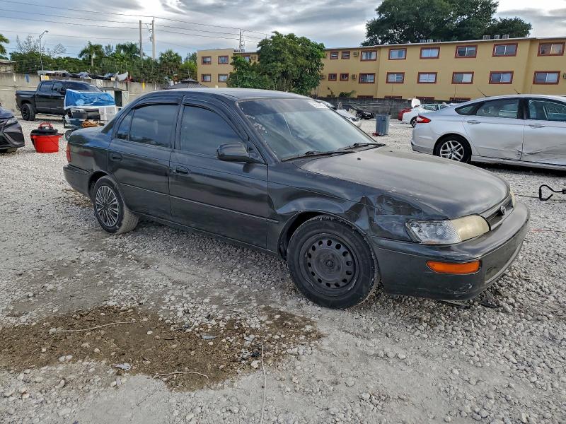 Photo 4 from auction – 1995 TOYOTA COROLLA LE with VIN 2T1AE09B9SC097850