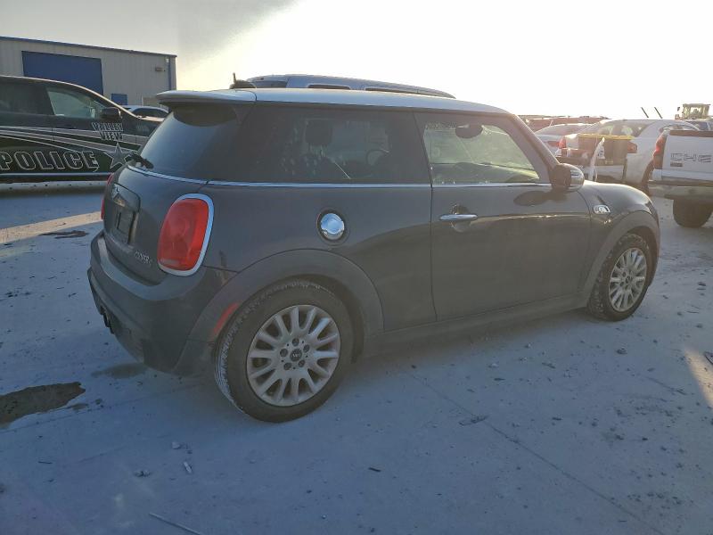 Photo 3 from auction – 2016 MINI COOPER S with VIN WMWXP7C50G2A44279