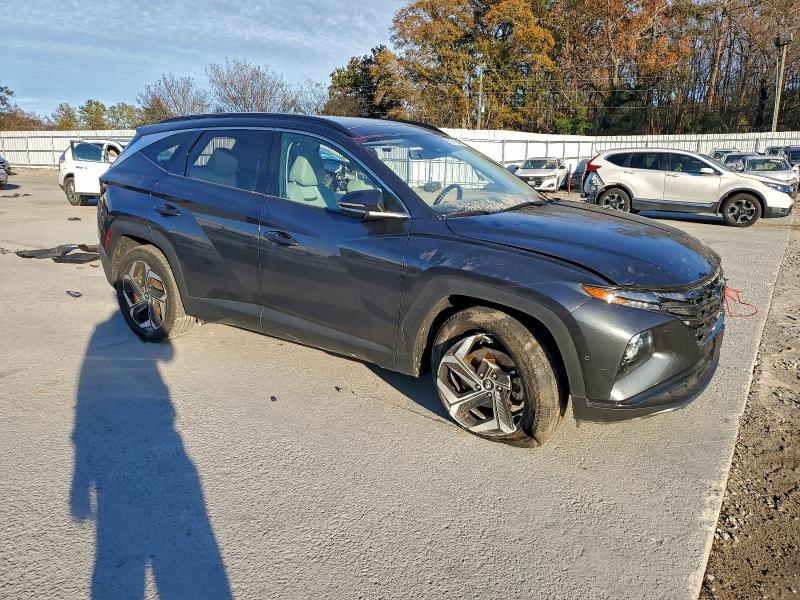 Photo 4 from auction – 2024 HYUNDAI TUCSON LIM with VIN 5NMJECDE3RH306653