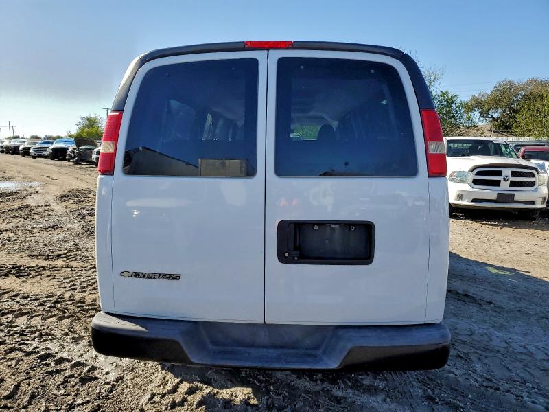Photo 6 from auction – 2017 CHEVROLET EXPRESS G3 with VIN 1GAZGNFF0H1110167