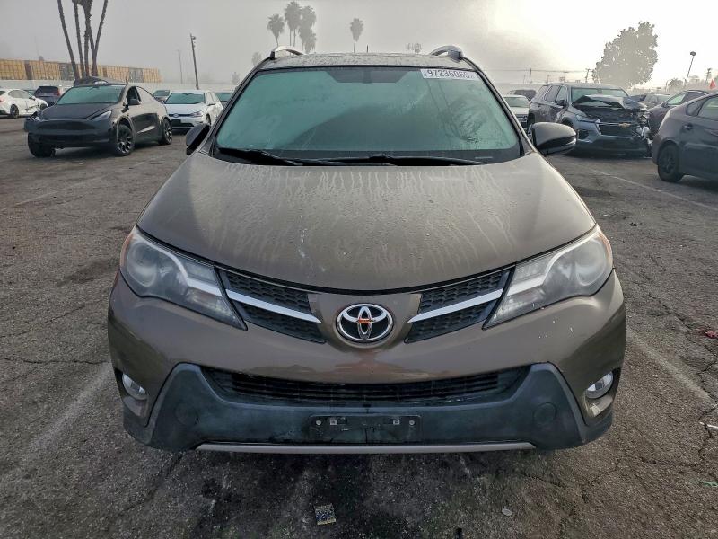 Photo 5 from auction – 2014 TOYOTA RAV4 XLE with VIN 2T3WFREV1EW082681