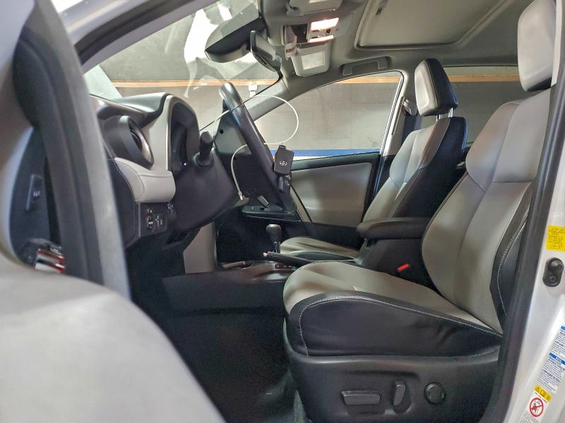 Photo 7 from auction – 2016 TOYOTA RAV4 LIMIT with VIN 2T3DFREV1GW523882