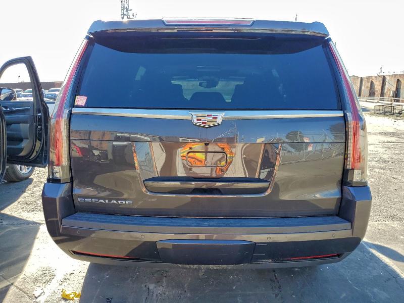 Photo 6 from auction – 2016 CADILLAC ESCALADE P with VIN 1GYS4DKJ3GR374371