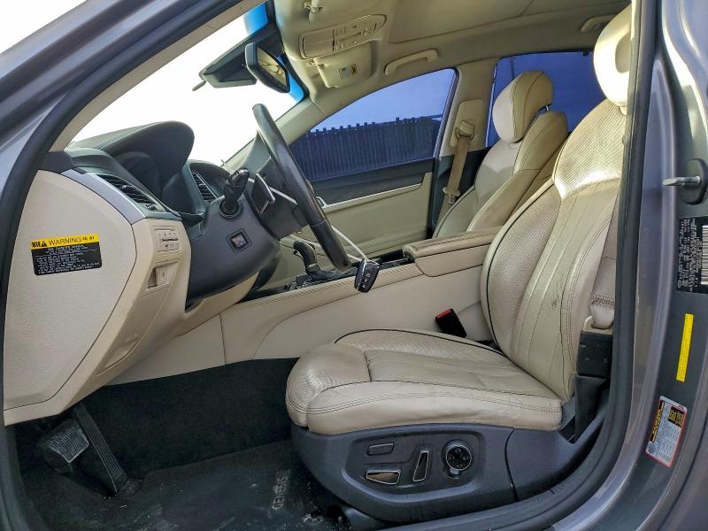 Photo 7 from auction – 2015 HYUNDAI GENESIS 5. with VIN KMHGN4JF3FU076481