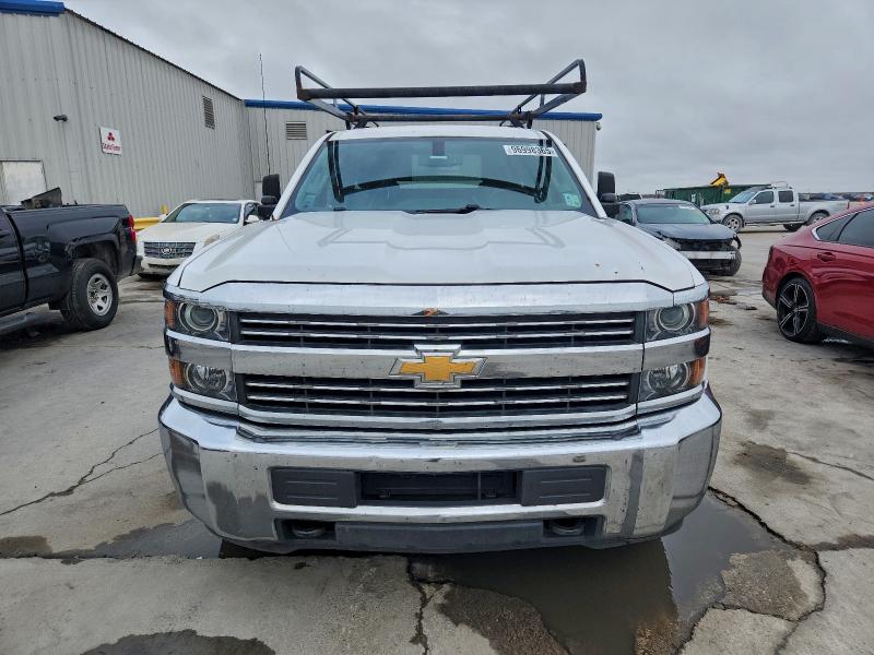 Photo 5 from auction – 2018 CHEVROLET SILVERADO with VIN 1GC2CUEGXJZ294372