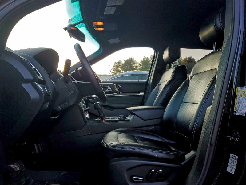 Фото 7 с аукциона – 2016 FORD EXPLORER L с VIN 1FM5K8F82GGC25254