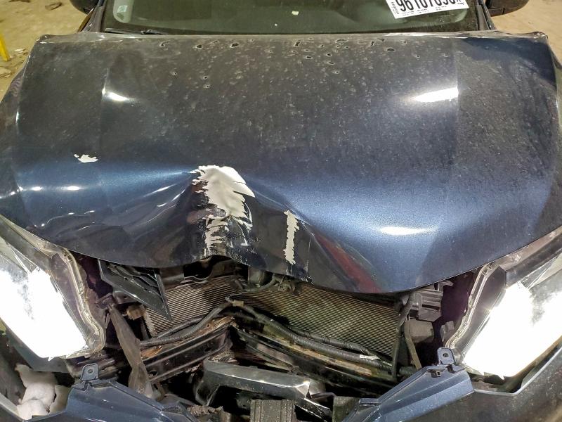 Photo 12 from auction – 2015 NISSAN ROGUE S with VIN KNMAT2MV0FP582503