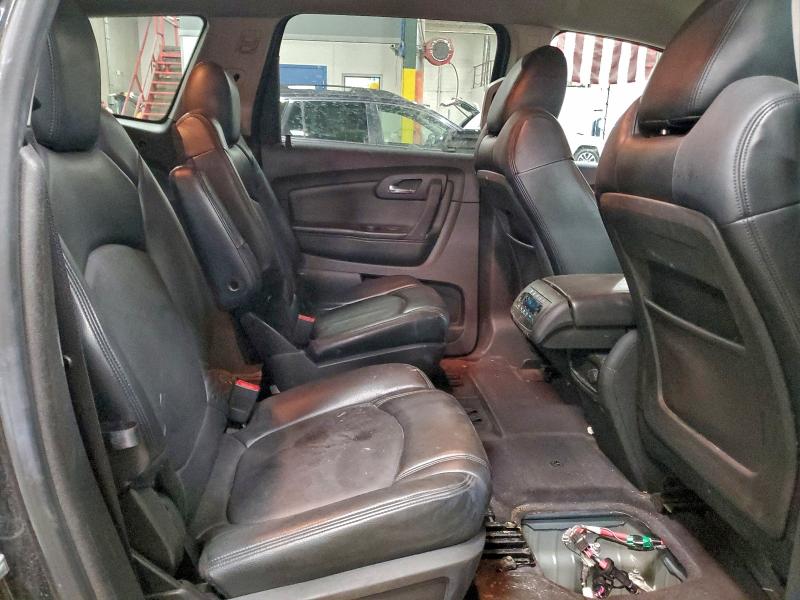 Photo 11 from auction – 2010 CHEVROLET TRAVERSE L with VIN 1GNLVGED4AS129732