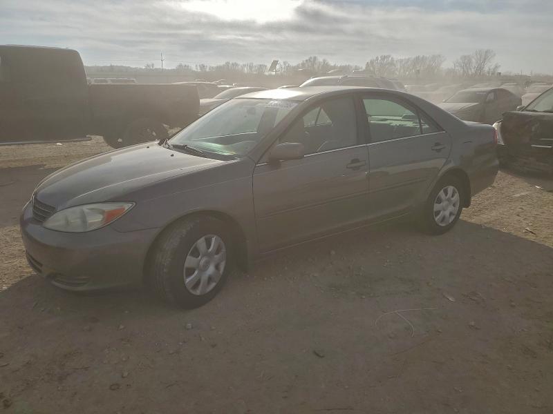 Photo 1 from auction – 2004 TOYOTA CAMRY LE with VIN 4T1BE32KX4U796969