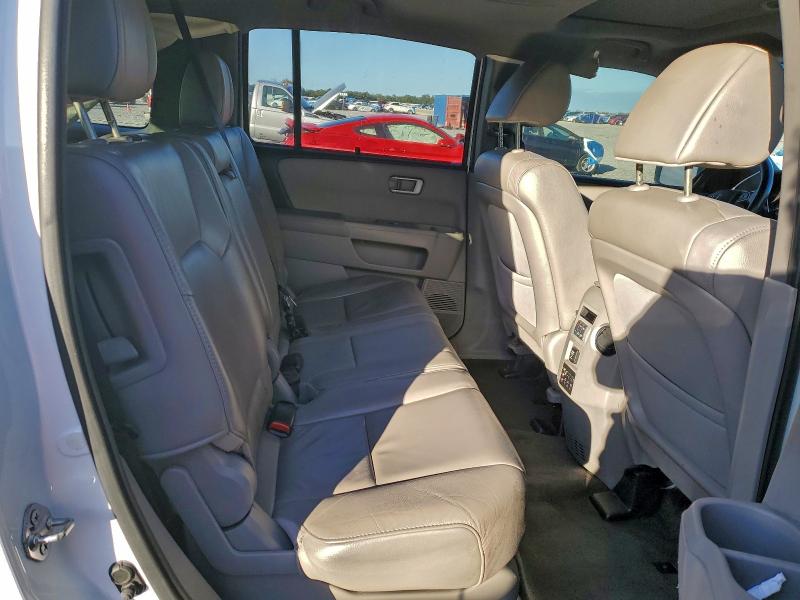 Photo 11 from auction – 2012 HONDA PILOT TOUR with VIN 5FNYF3H90CB027128