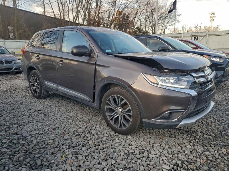 صورة رقم 4 من المزاد - 2017 MITSUBISHI OUTLANDER مع VIN JA4AZ2A38HZ053528