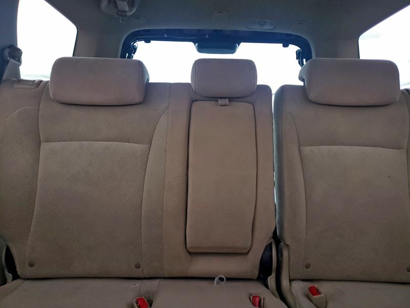 Photo 10 from auction – 2005 HONDA CR-V EX with VIN JHLRD78845C025796