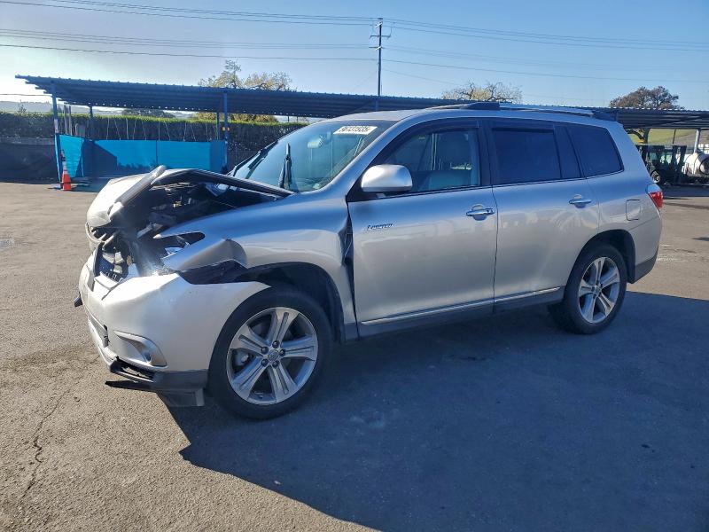 Foto 1 de la subasta – 2013 TOYOTA HIGHLANDER con VIN 5TDDK3EH6DS260045
